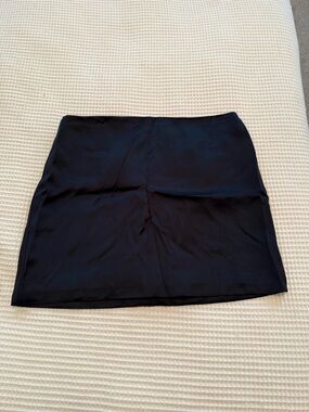 Madewell Black Satin Mini Skirt - Simple Silhouette